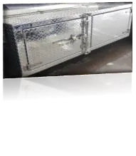 2' x 2' x 5' Under Deck Tool Box Cam Lock Style (CHECKERPLATE)